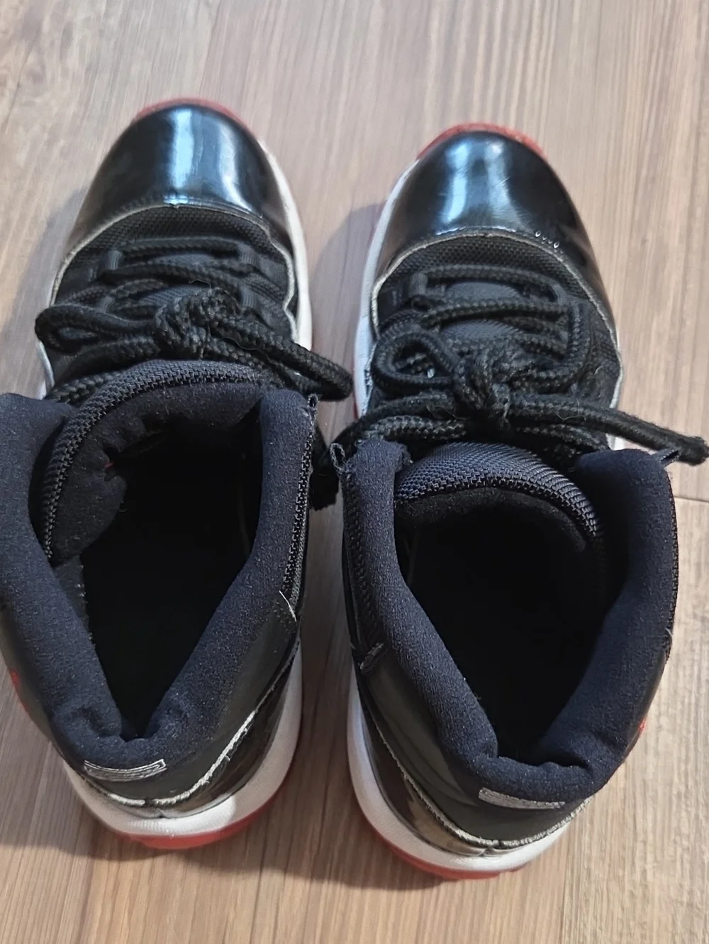 Kids Nike Air Jordan 11 Retro Bred Basketball Sneakers